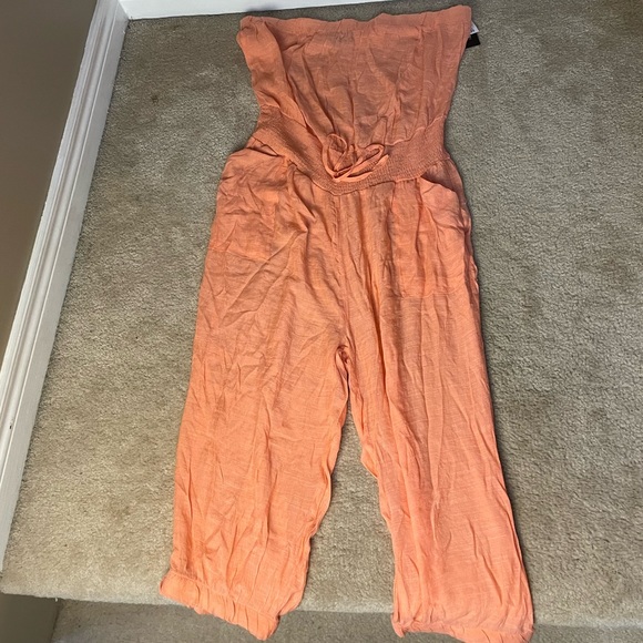 Sheer Peach Sleeveless Jumpsuit - Extra Large - Picture 2 of 4